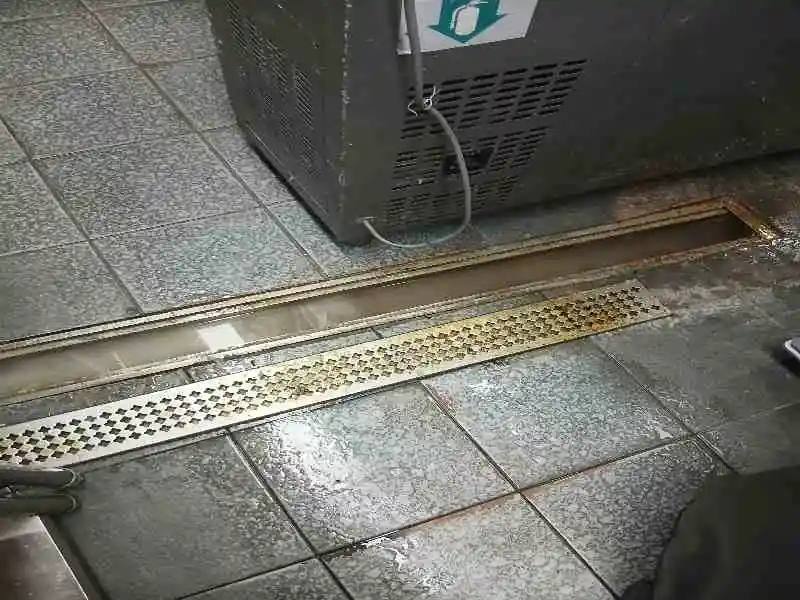 강남구 싱크대 물이 안 내려갈 때 확인할 것